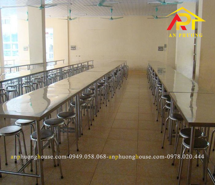 Lưu ý quan trọng khi mua bàn ghế ăn inox cho công ty