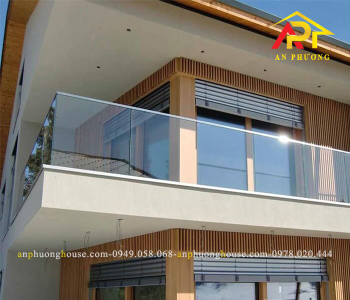 Lan can kính cường lực là gì?