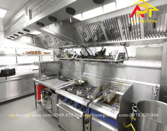Dụng Cụ Nhà Bếp Công Nghiệp: Thiết Bị Không Thể Thiếu Cho Gian Bếp Chuyên Nghiệp