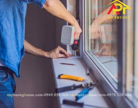 Lưu ý khi thi công và lắp đặt cửa kính cường lực