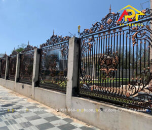 Hàng rào sắt mỹ nghệ Bình Dương - Tinh hoa nghệ thuật sắt