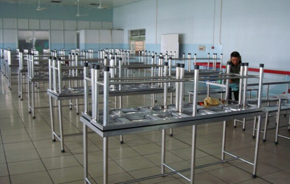 BÀN GHẾ CÔNG TY